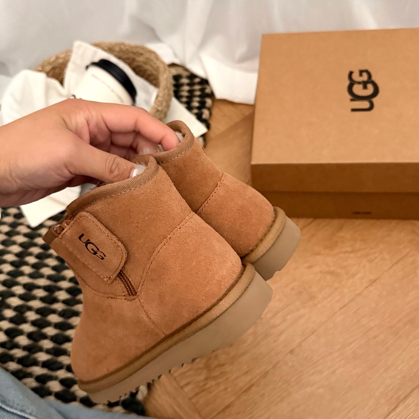 UGG Kids Small Ear Chelsea Boots – Kids Collection