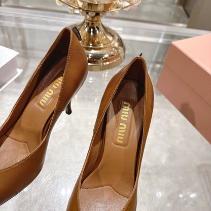 Miu Miu Pointed Toe Classic Pumps – Spring 2026 Collection