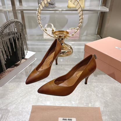 Miu Miu Pointed Toe Classic Pumps – Spring 2026 Collection