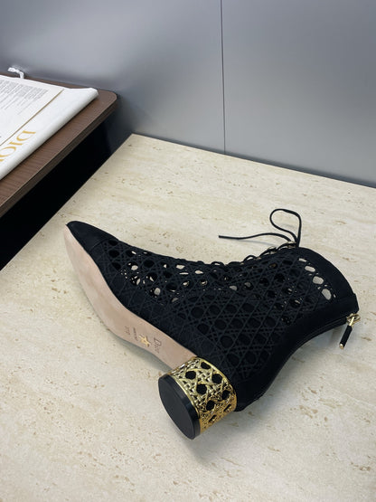 Dior D-Lcon Embroidered Ankle Boots – 2025FW