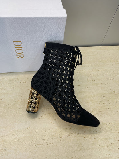 Dior D-Lcon Embroidered Ankle Boots – 2025FW