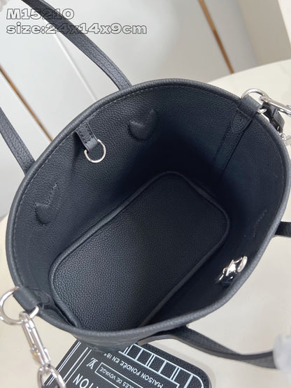 Louis Vuitton Neverfull Bandoulière Inside Out BB Handbag