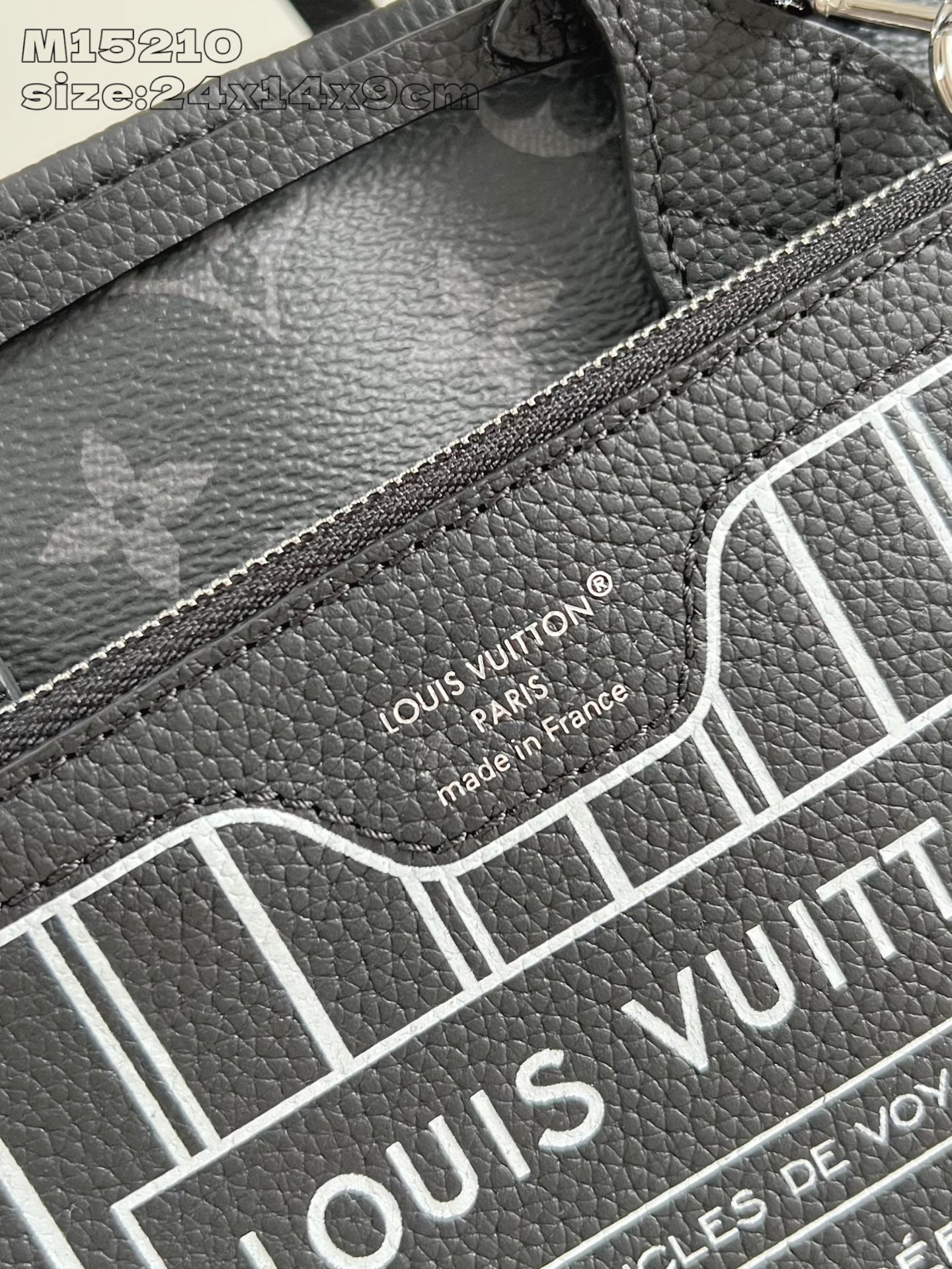 Louis Vuitton Neverfull Bandoulière Inside Out BB Handbag