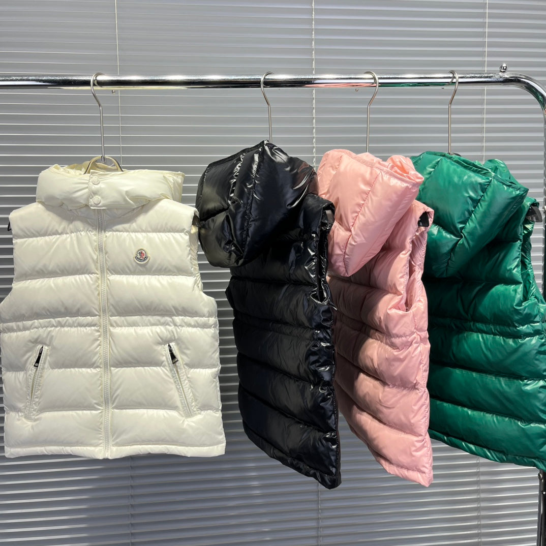 Moncler Ania Fitted Down Vest – Kids Collection – 2025