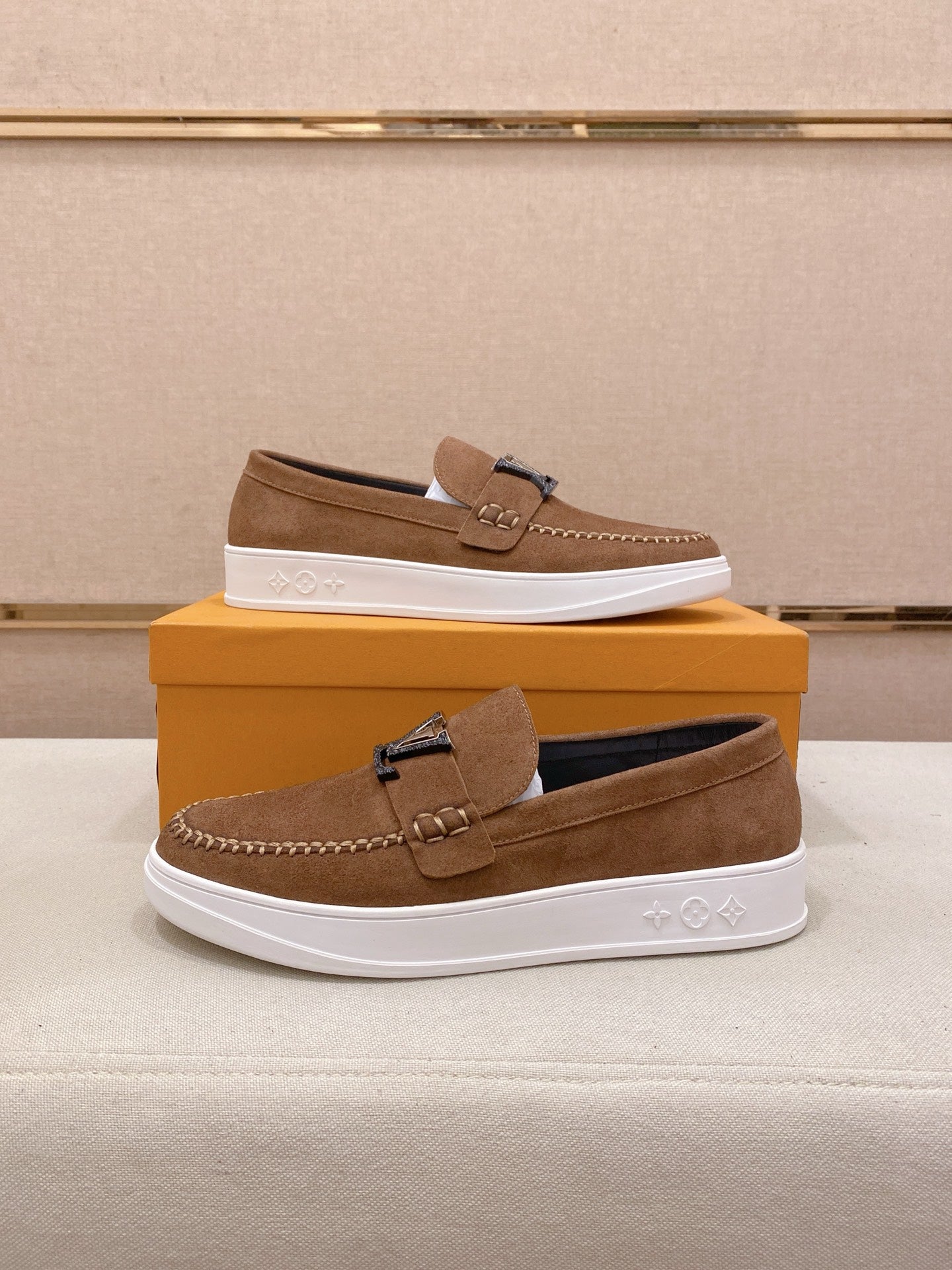 Louis Vuitton New Release Luxury Leather Loafers