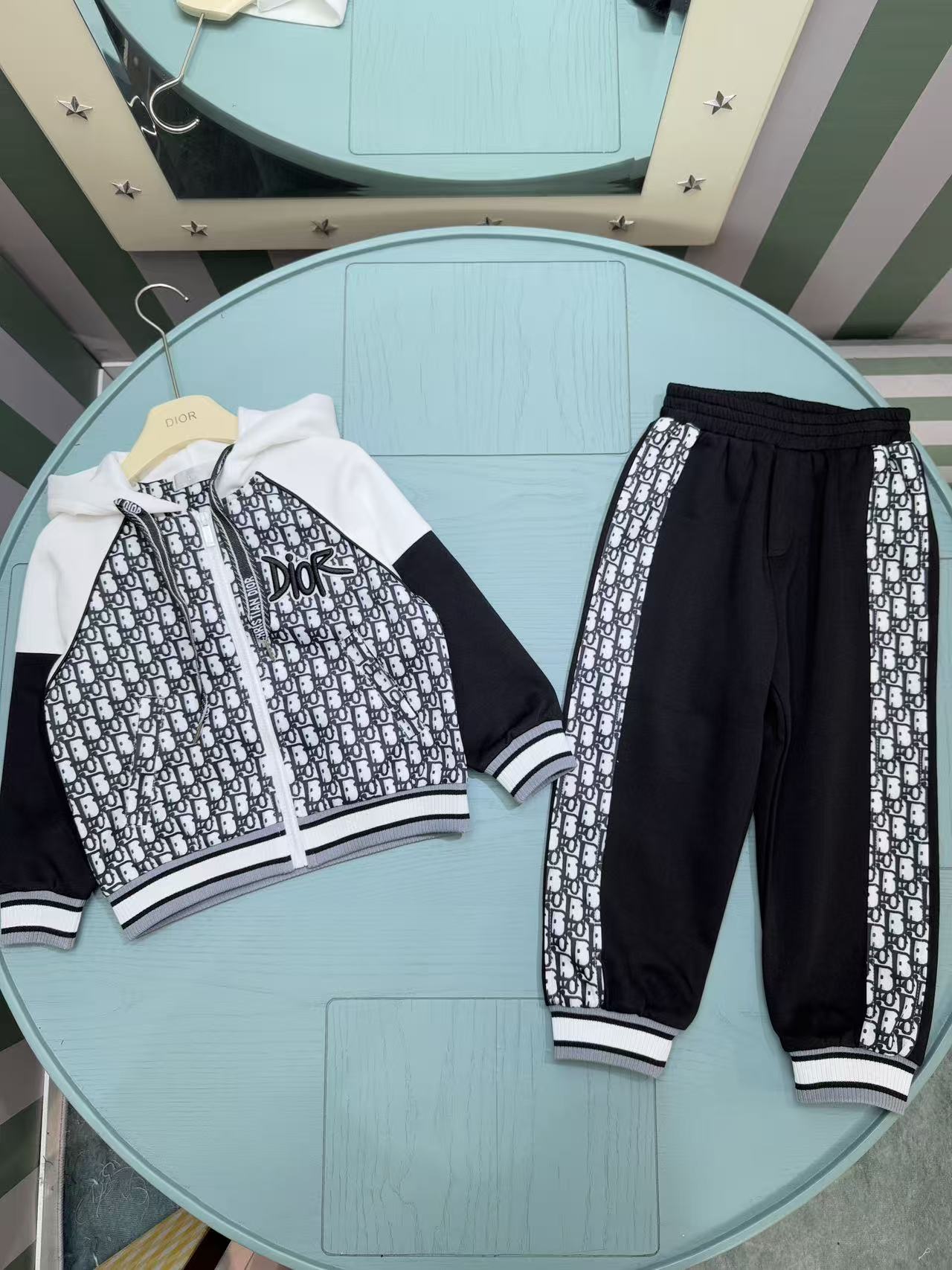 Dior High-End Children's Hooded Tracksuit Set – Kids Collection – 2025AW