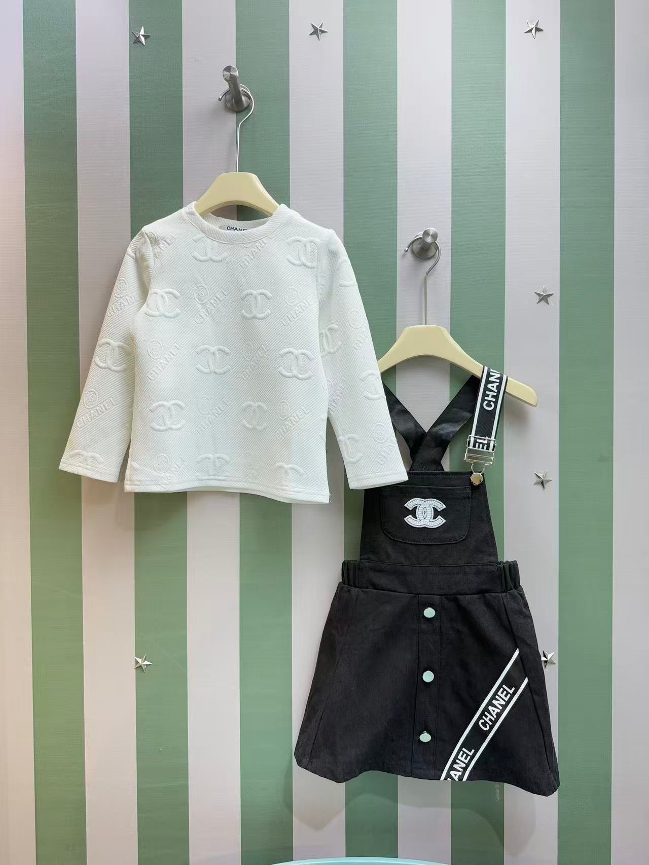 Chanel Girls' Corduroy Suspender Skirt Set – 2025SS – Kids Collection