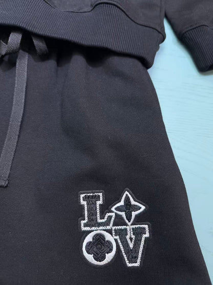Louis Vuitton Kids Crewneck Sweatshirt and Skirt Set – 2025FW – Kids Collection