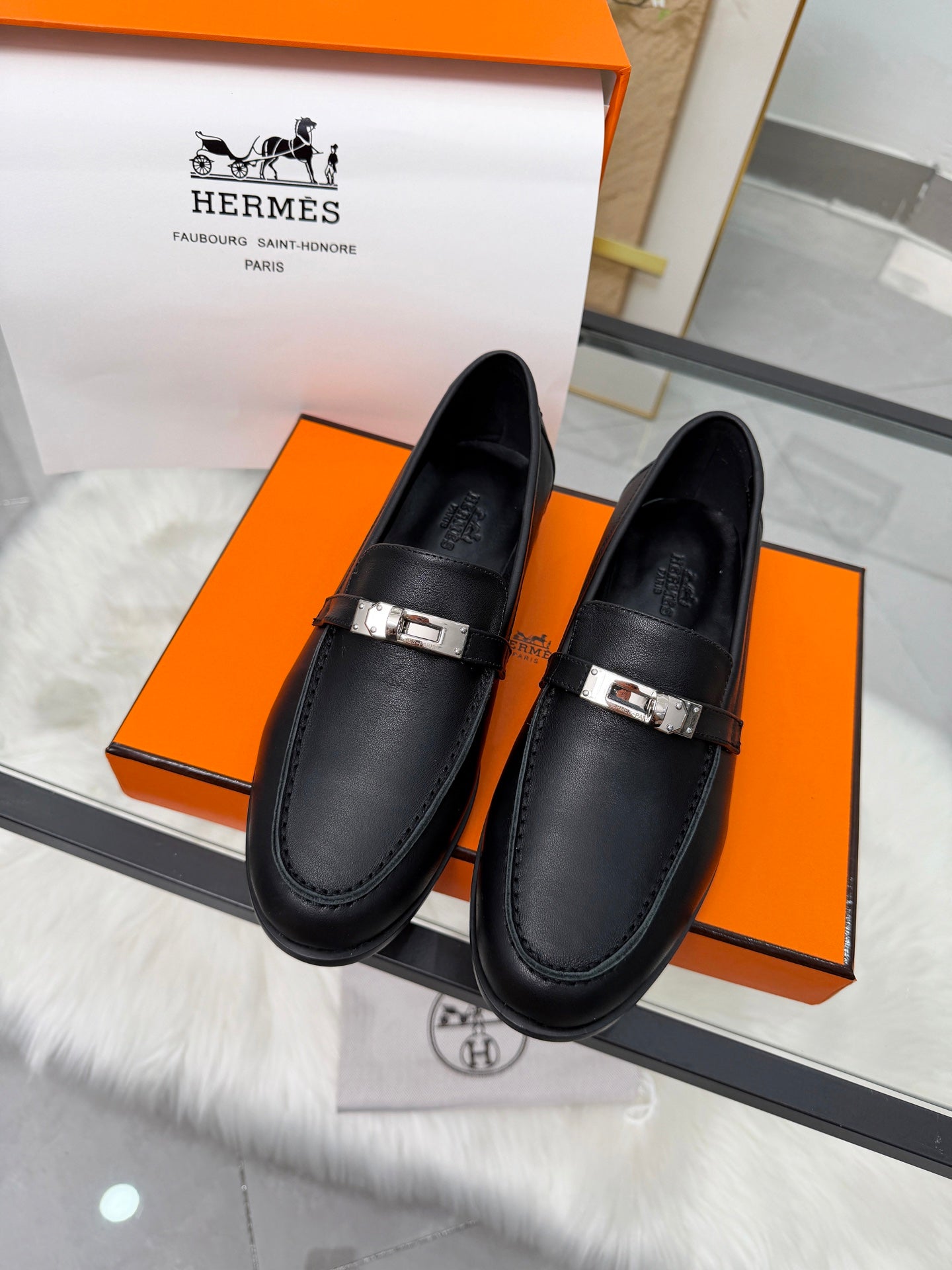 Hermès Classic Leather Sole Sandals