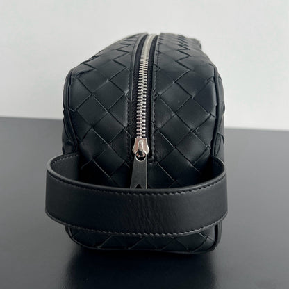 Bottega Veneta Intrecciato Grained Pouch