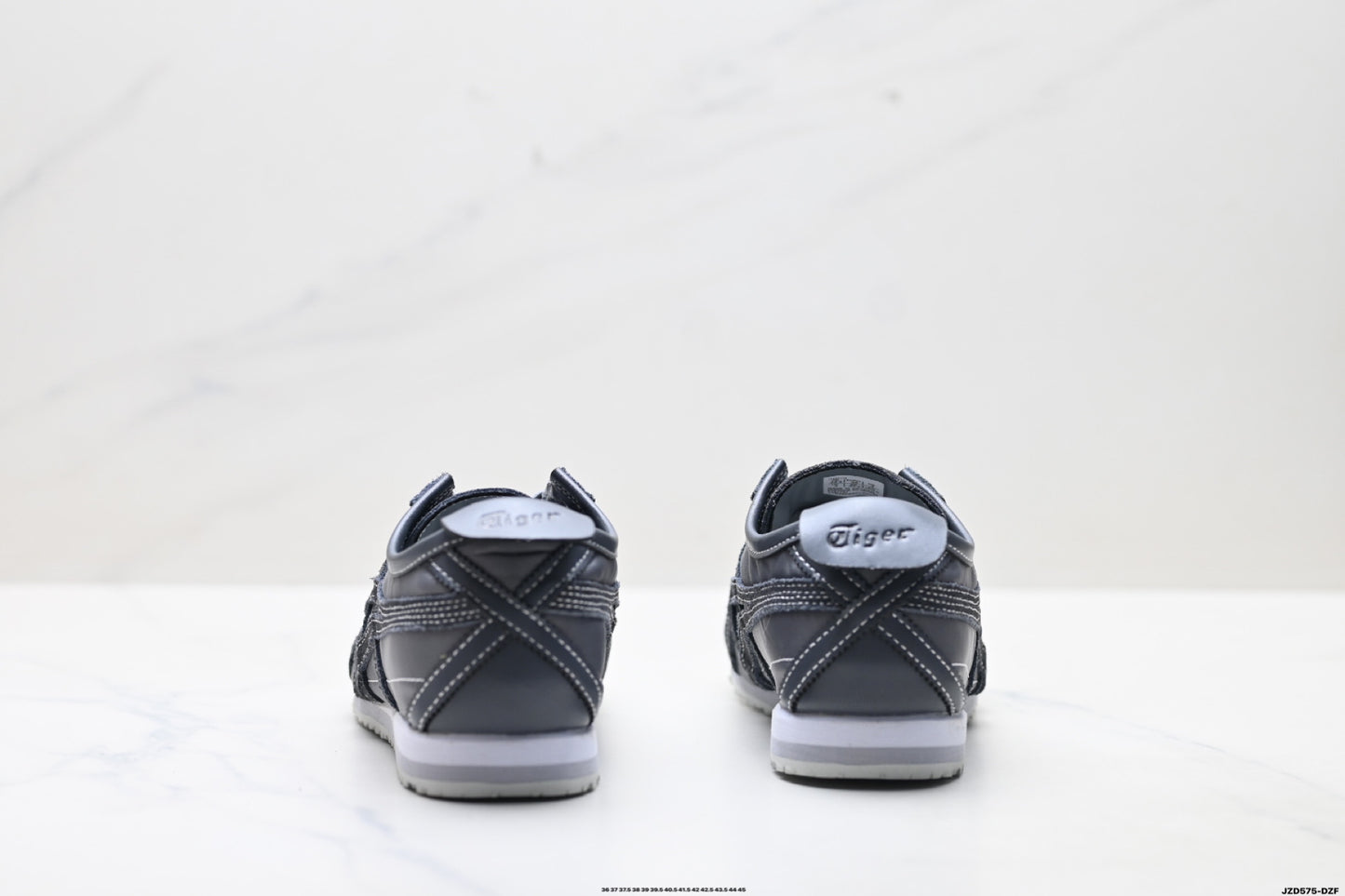 Onitsuka Tiger Mexico 66 Deluxe Nippon Made Sneakers