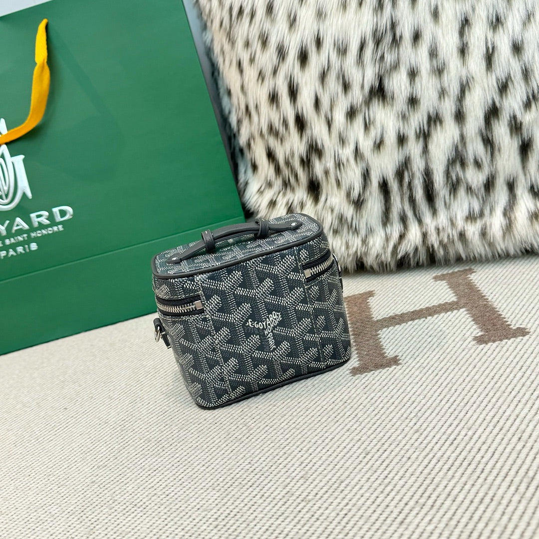 Goyard Muse Vanity Ultra Mini Cosmetic Bag