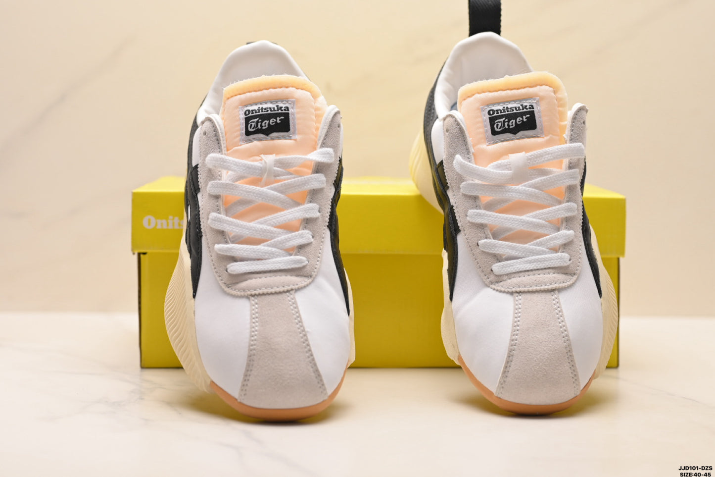 Onitsuka Tiger Acromount Retro Low-Top Sneakers