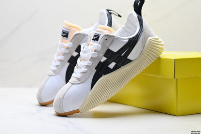 Onitsuka Tiger Acromount Retro Low-Top Sneakers