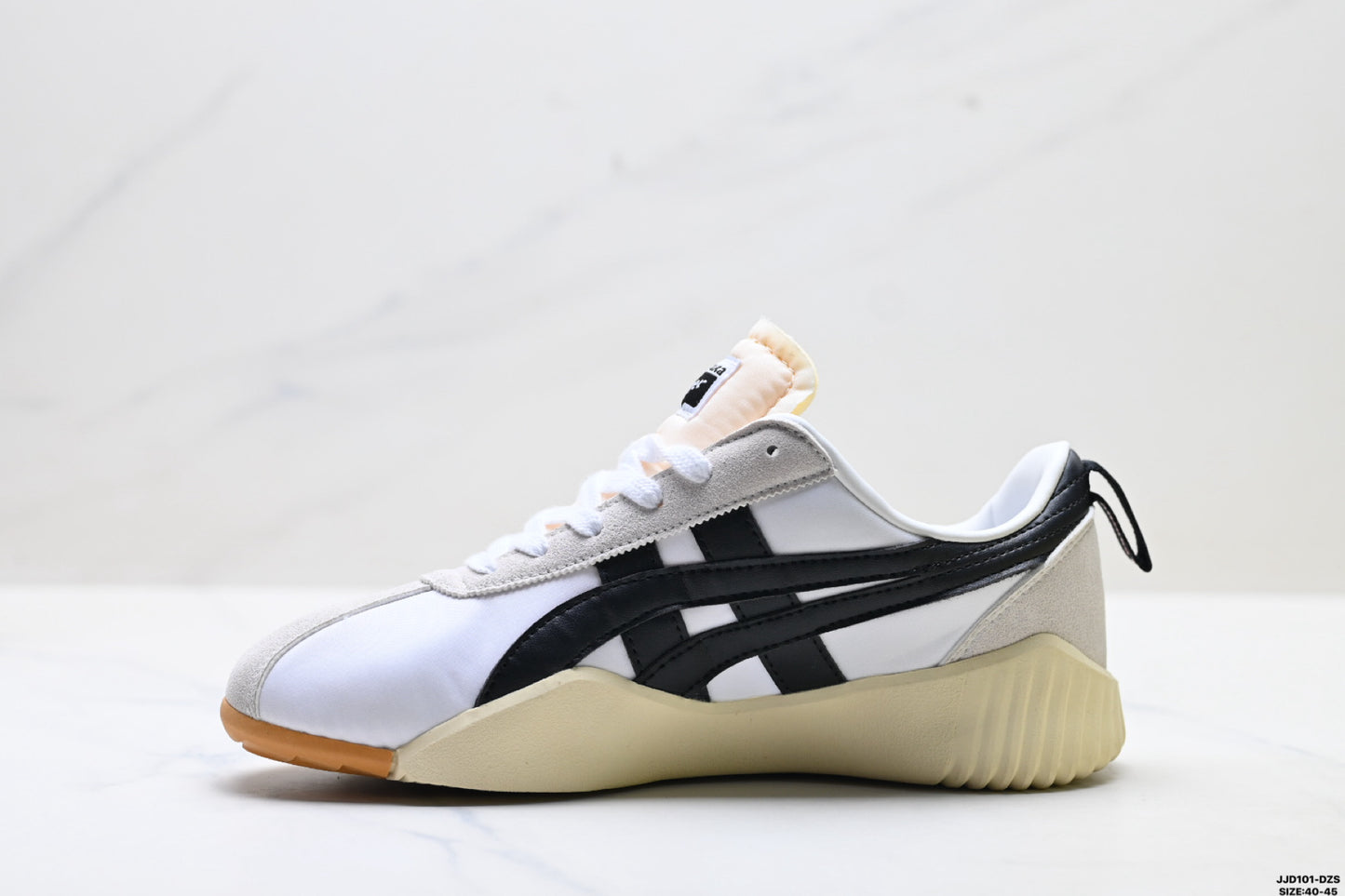 Onitsuka Tiger Acromount Retro Low-Top Sneakers