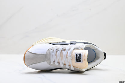 Onitsuka Tiger Acromount Retro Low-Top Sneakers