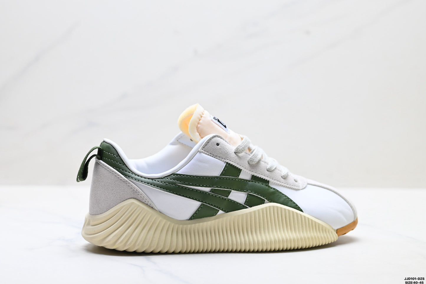 Onitsuka Tiger Acromount Retro Low-Top Sneakers