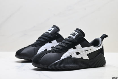 Onitsuka Tiger Acromount Retro Low-Top Sneakers