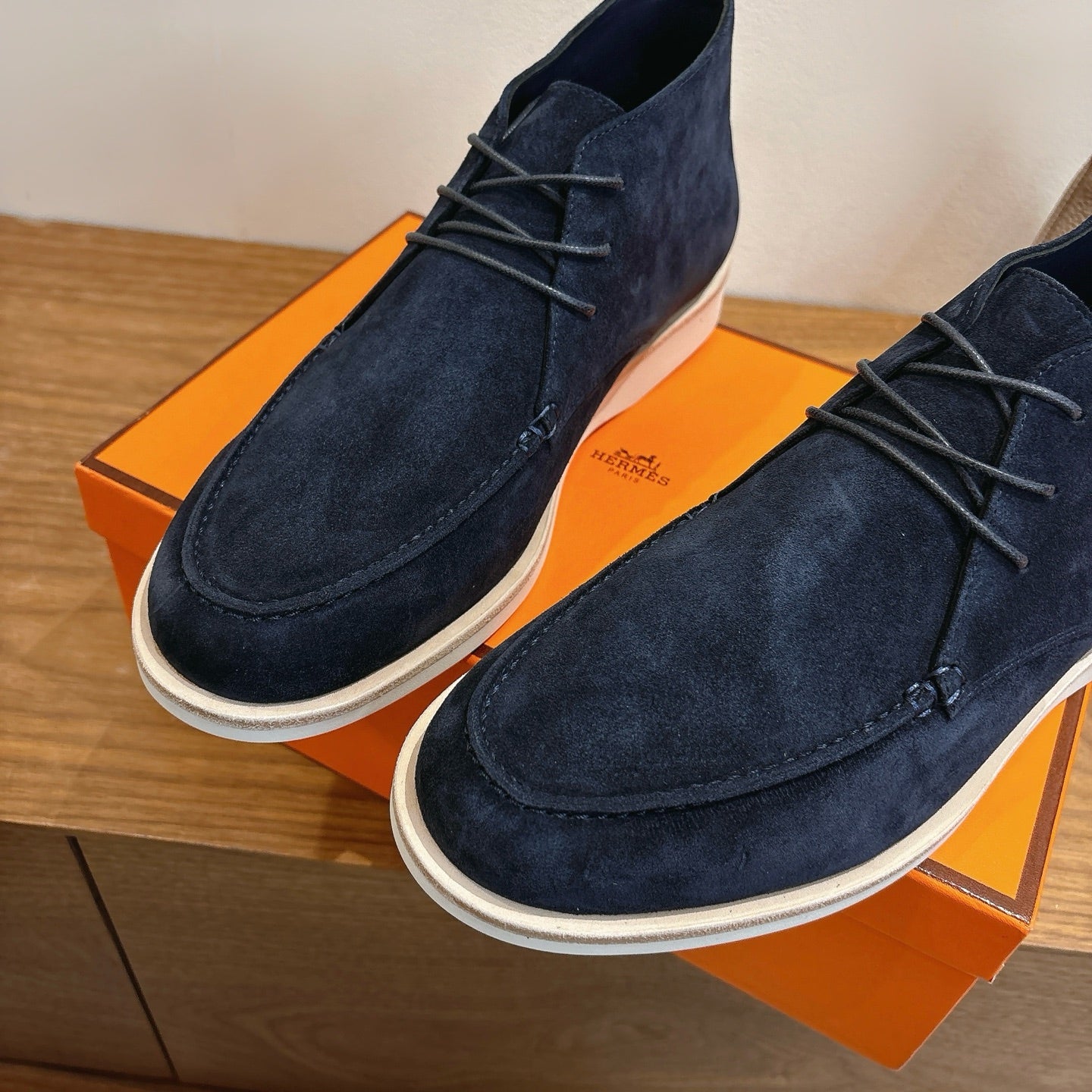 Hermès Classic Couple's Sandals – SS25 New Arrival