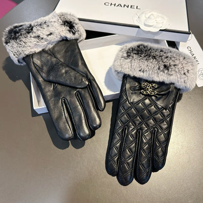 Chanel Double C Rabbit Fur Sheepskin Gloves – 2025FW