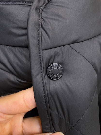 Moncler Men's Lightweight Stand Collar Down Jacket – 25FW