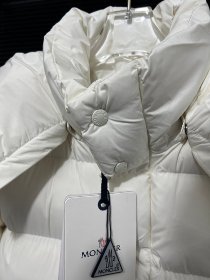 Moncler Vezere Short Puffer Jacket