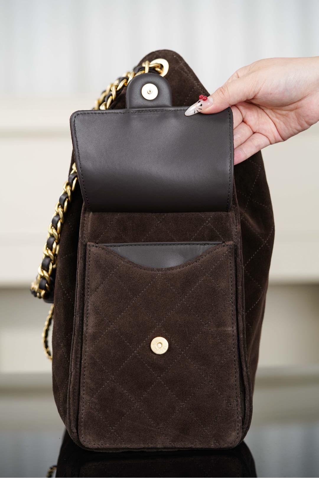 Chanel 25K Suede Hobo Bucket Bag – 25K Collection