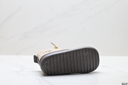 UGG Diamond Quilted Low Ankle Boots – Kids Collection