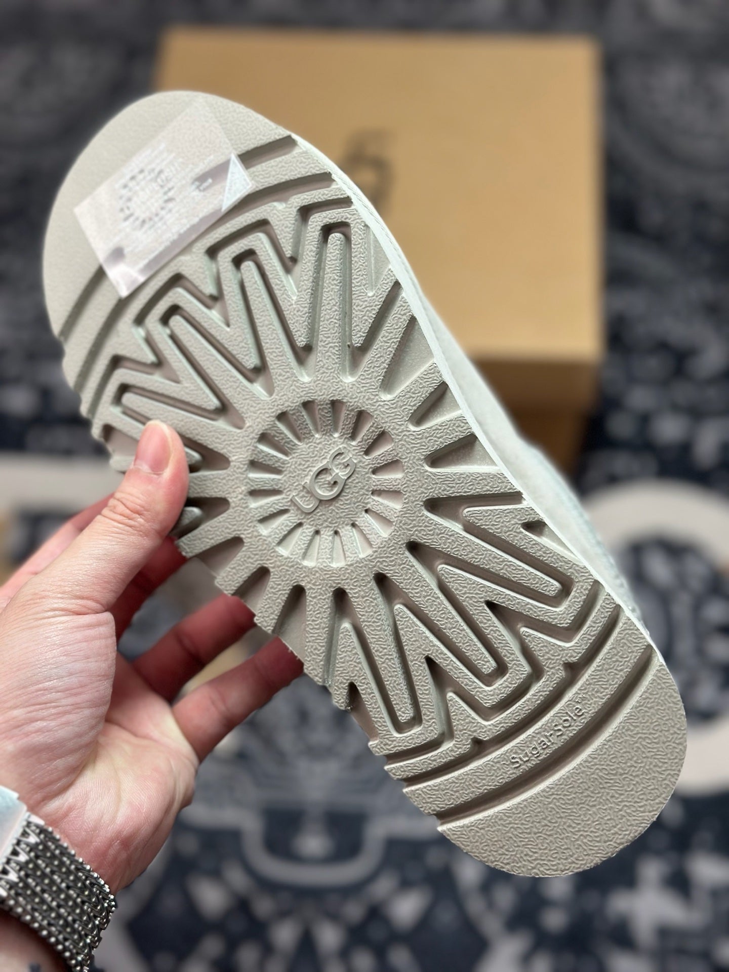 UGG Tazz Platform Snow Boots