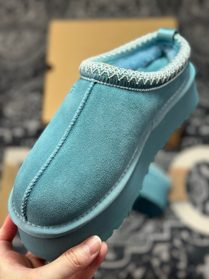 UGG Tazz Platform Snow Boots