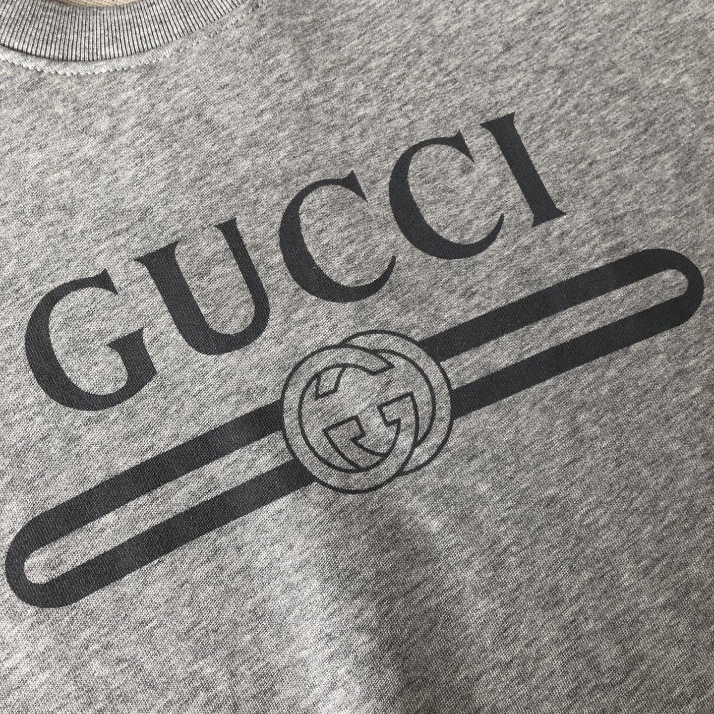 Gucci Classic Logo Crewneck Sweatshirt – 2025FW