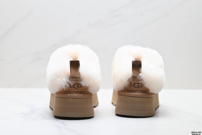 UGG Dakota Slip-On Snow Boots