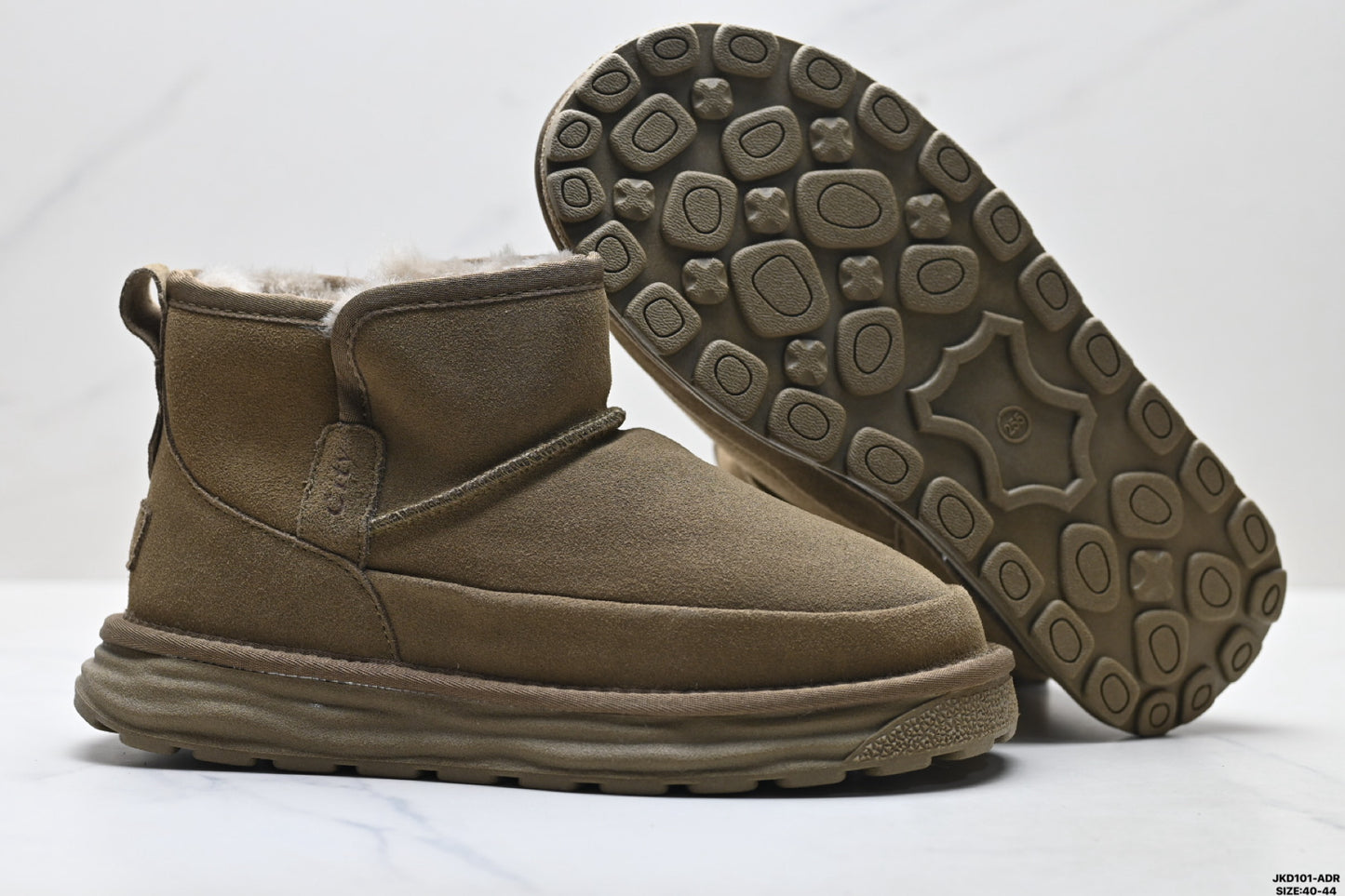 UGG Dakota City Mid-Cut Snow Boots