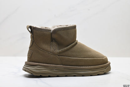 UGG Dakota City Mid-Cut Snow Boots
