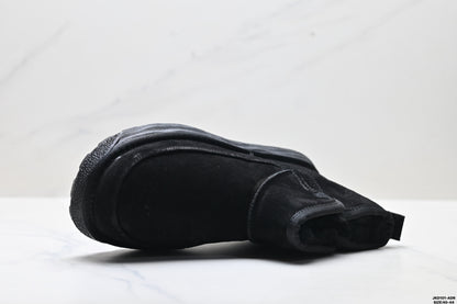 UGG Dakota City Mid-Cut Snow Boots