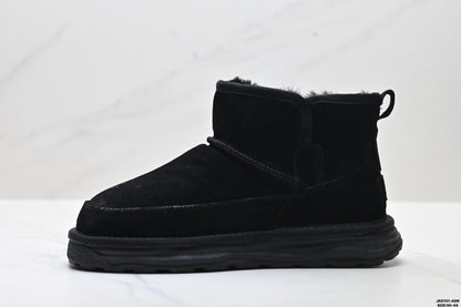 UGG Dakota City Mid-Cut Snow Boots