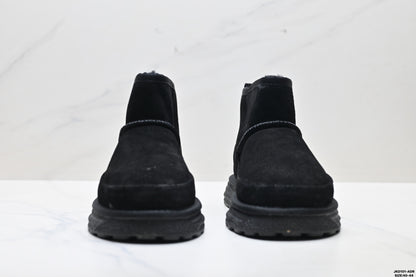 UGG Dakota City Mid-Cut Snow Boots