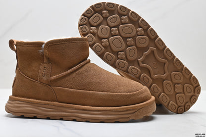 UGG Dakota City Mid-Cut Snow Boots