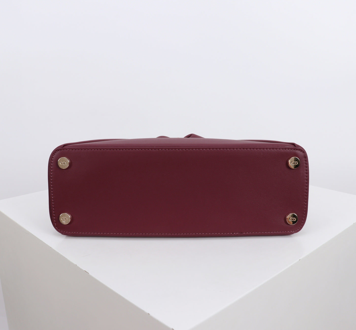 Dior Trapezoidal Bow Handbag – 2026 Spring/Summer Collection