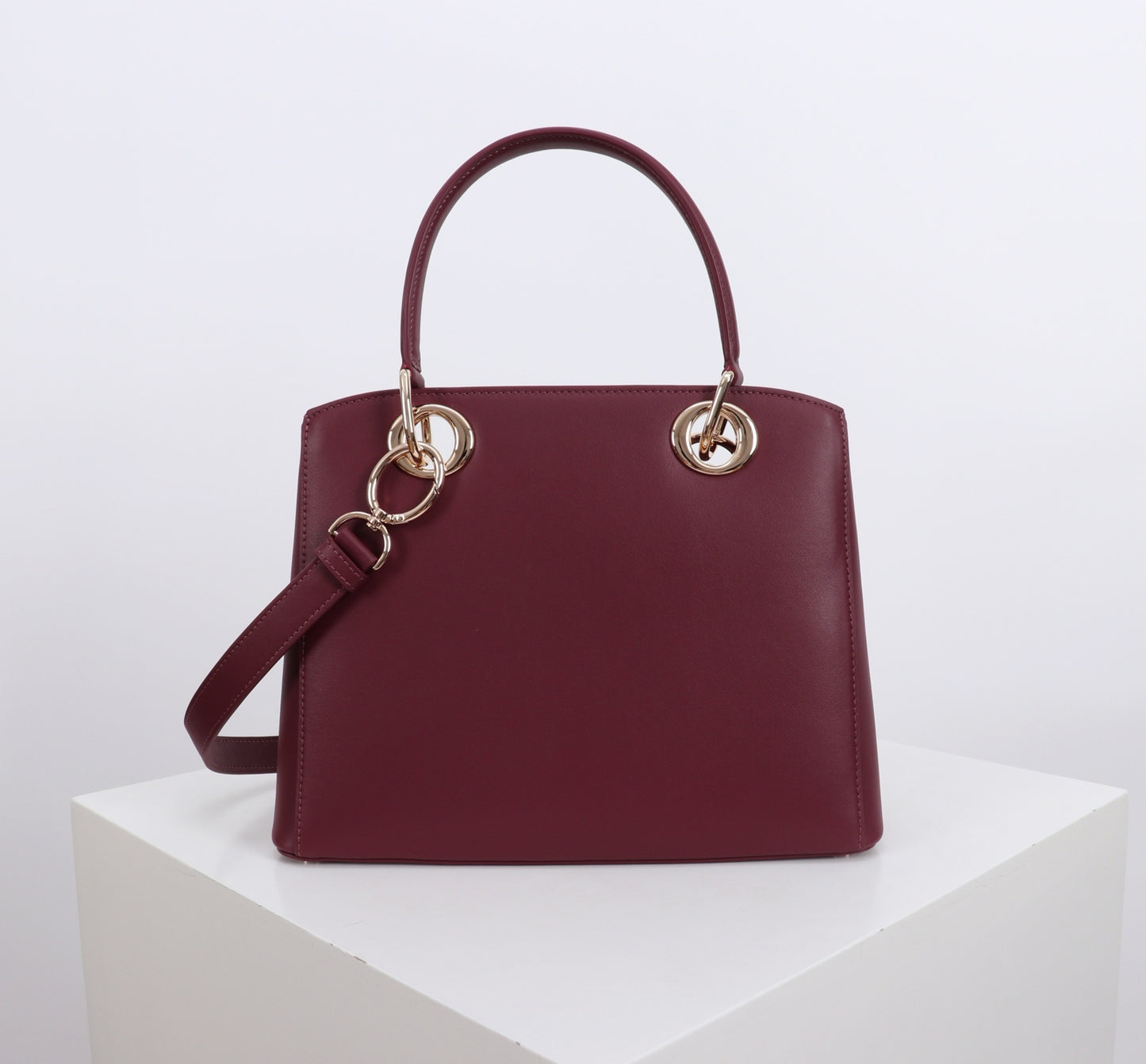 Dior Trapezoidal Bow Handbag – 2026 Spring/Summer Collection