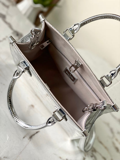 Louis Vuitton OnTheGo Small Tote Bag – LV Ski Series