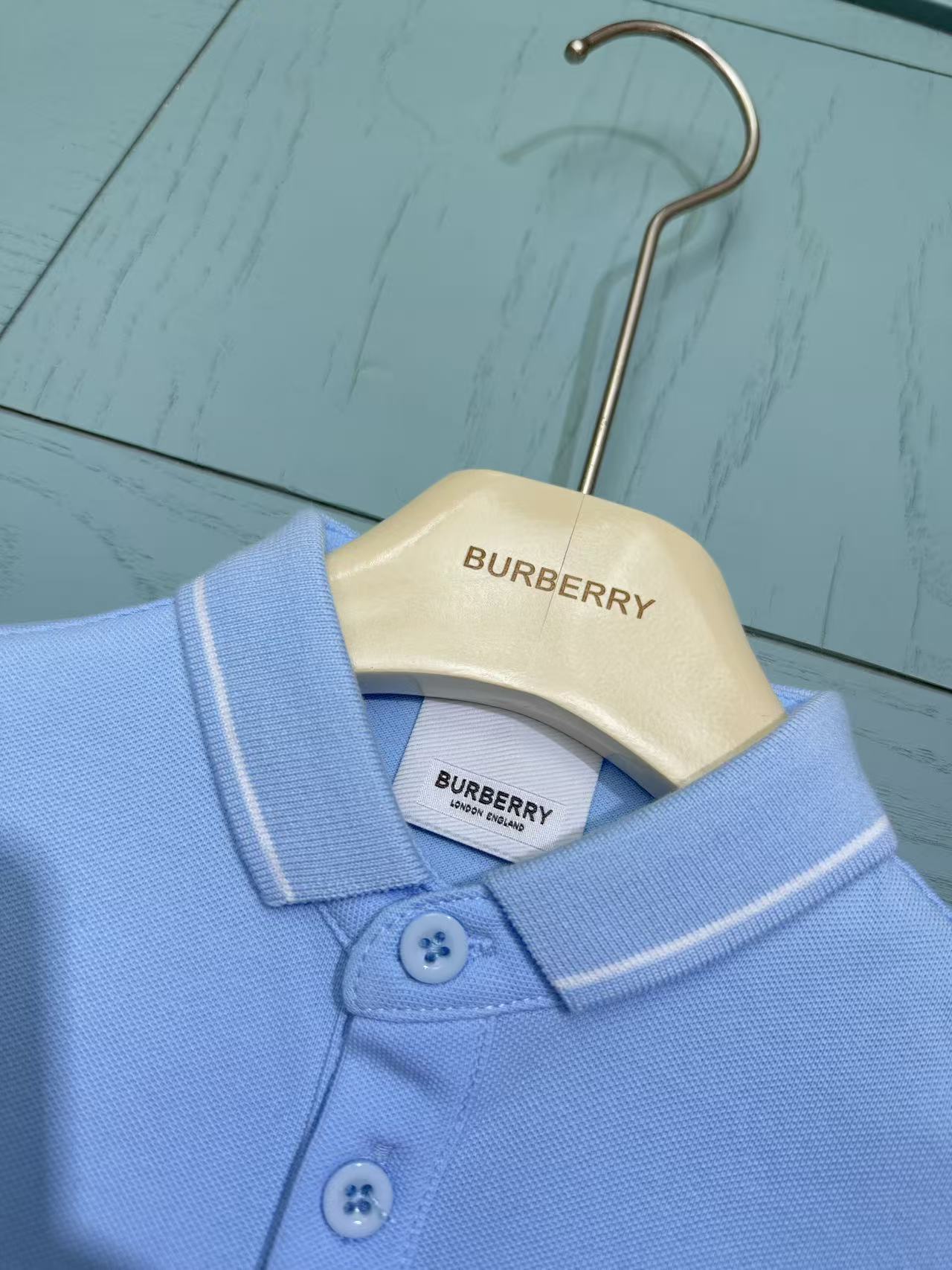Burberry Classic Logo Print Kids Sweatshirt – 2025SS