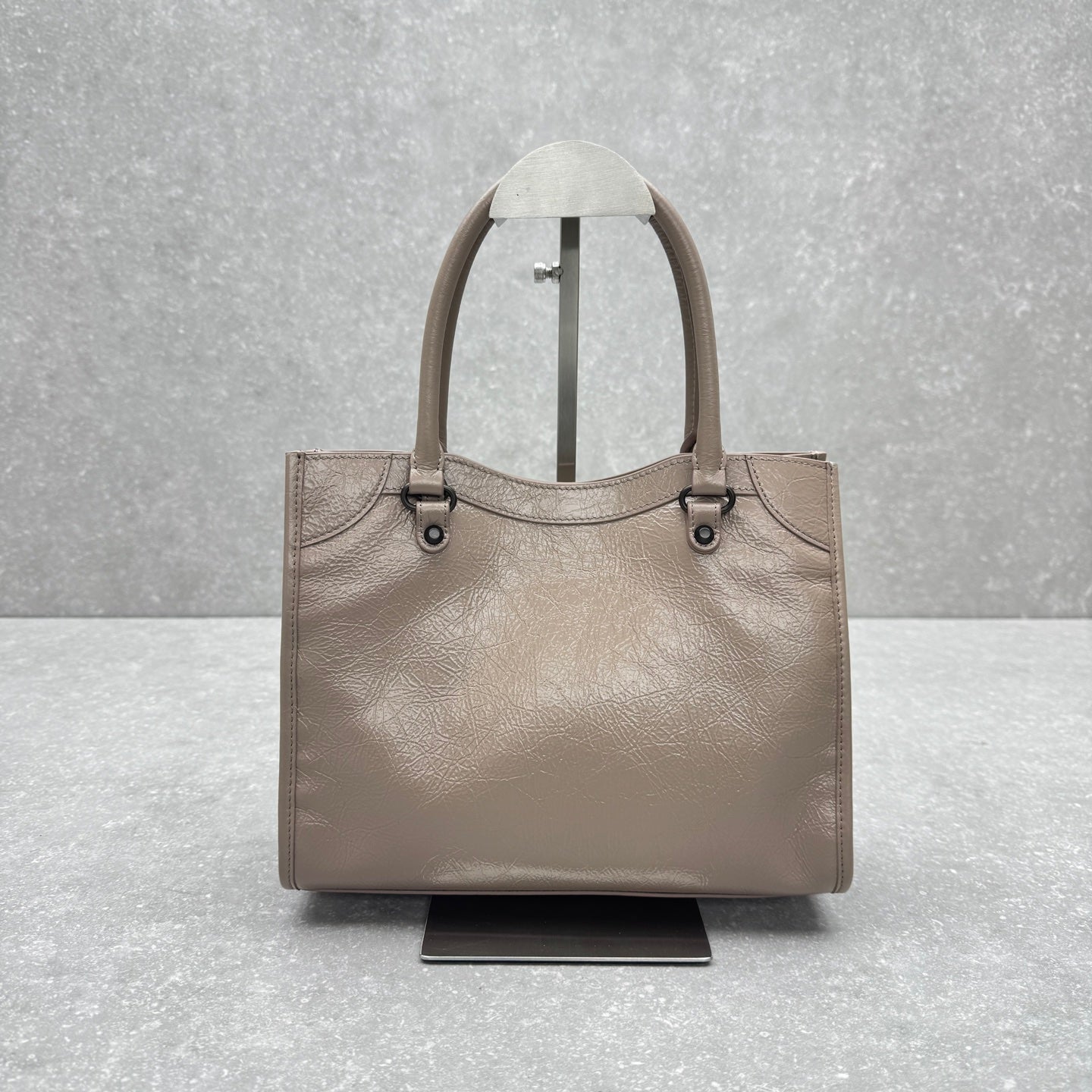 Balenciaga Le City Tote in Sesame – Small