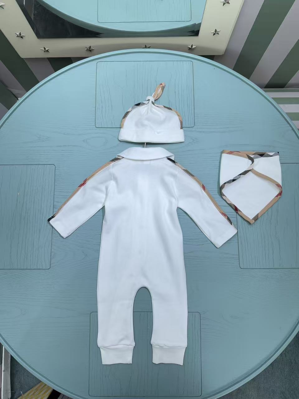Burberry Classic Check Baby Romper Set – 2025SS – Kids Collection