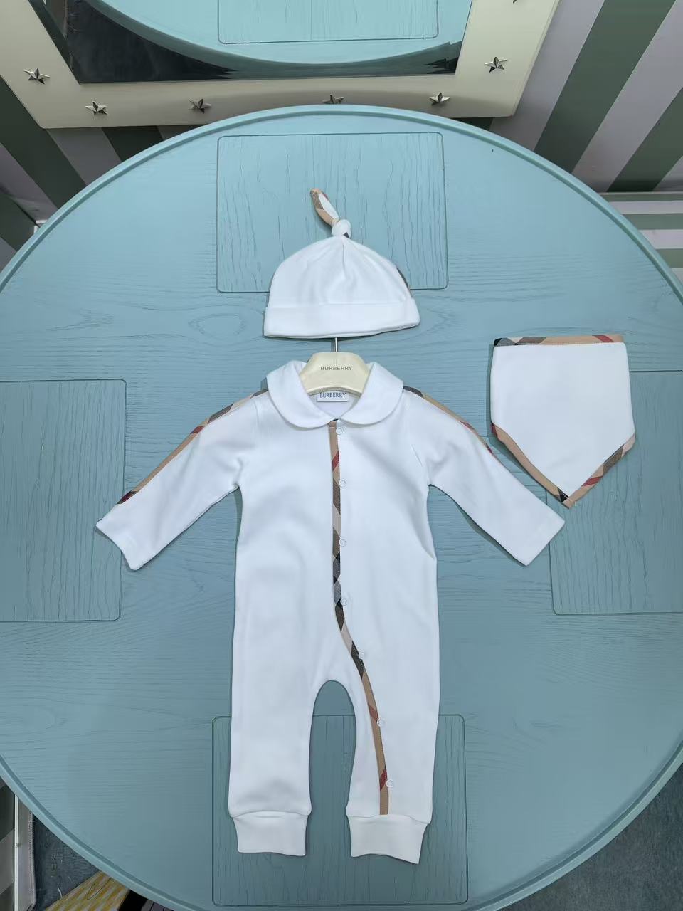 Burberry Classic Check Baby Romper Set – 2025SS – Kids Collection