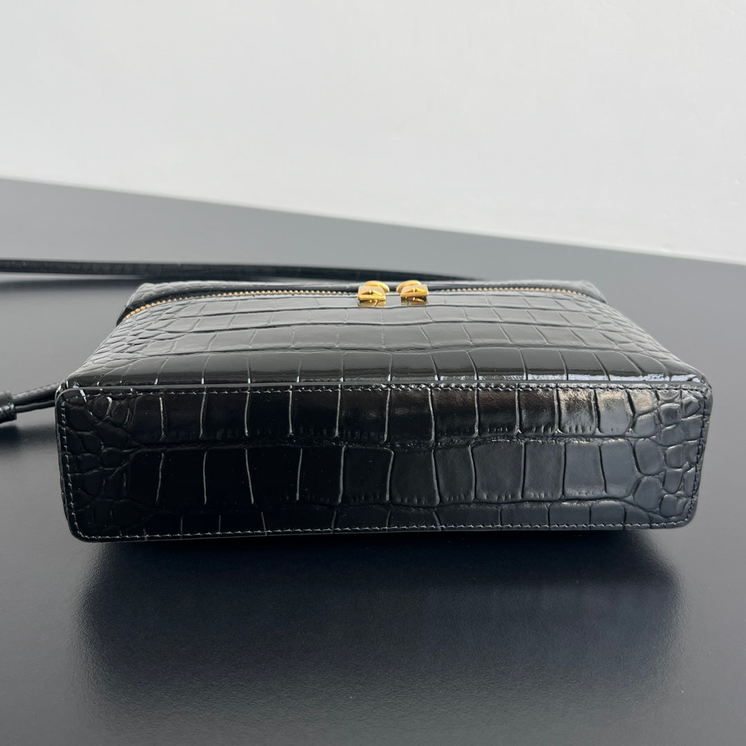Bottega Veneta Crocodile Embossed Vanity Case
