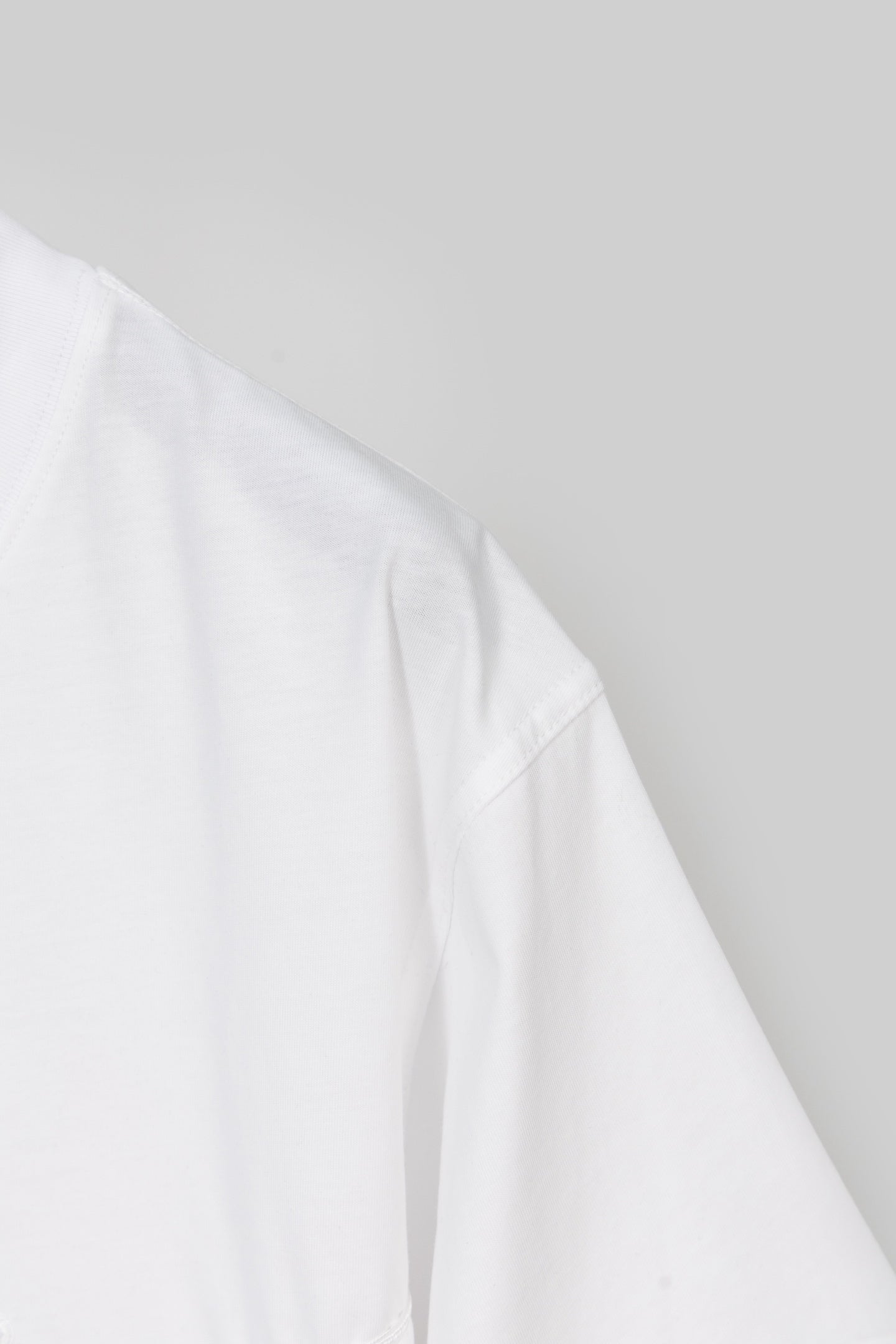 Dior Ribbon Logo Short-Sleeved T-Shirt – 2026 Spring Collection