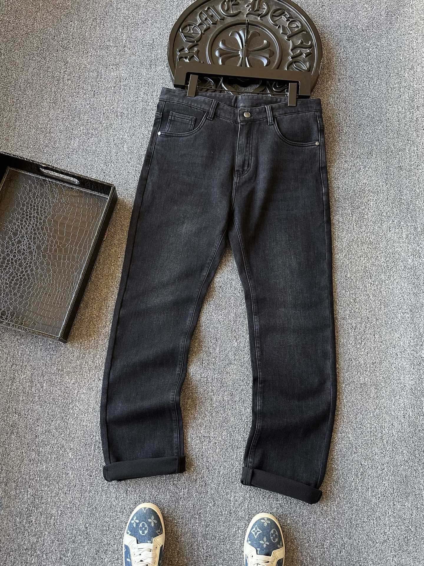 Dior CD Business Casual Jeans – 2025 New Collection