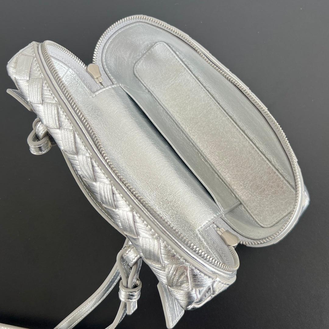 Bottega Veneta Vanity Case Shoulder Bag – Christmas Limited Edition