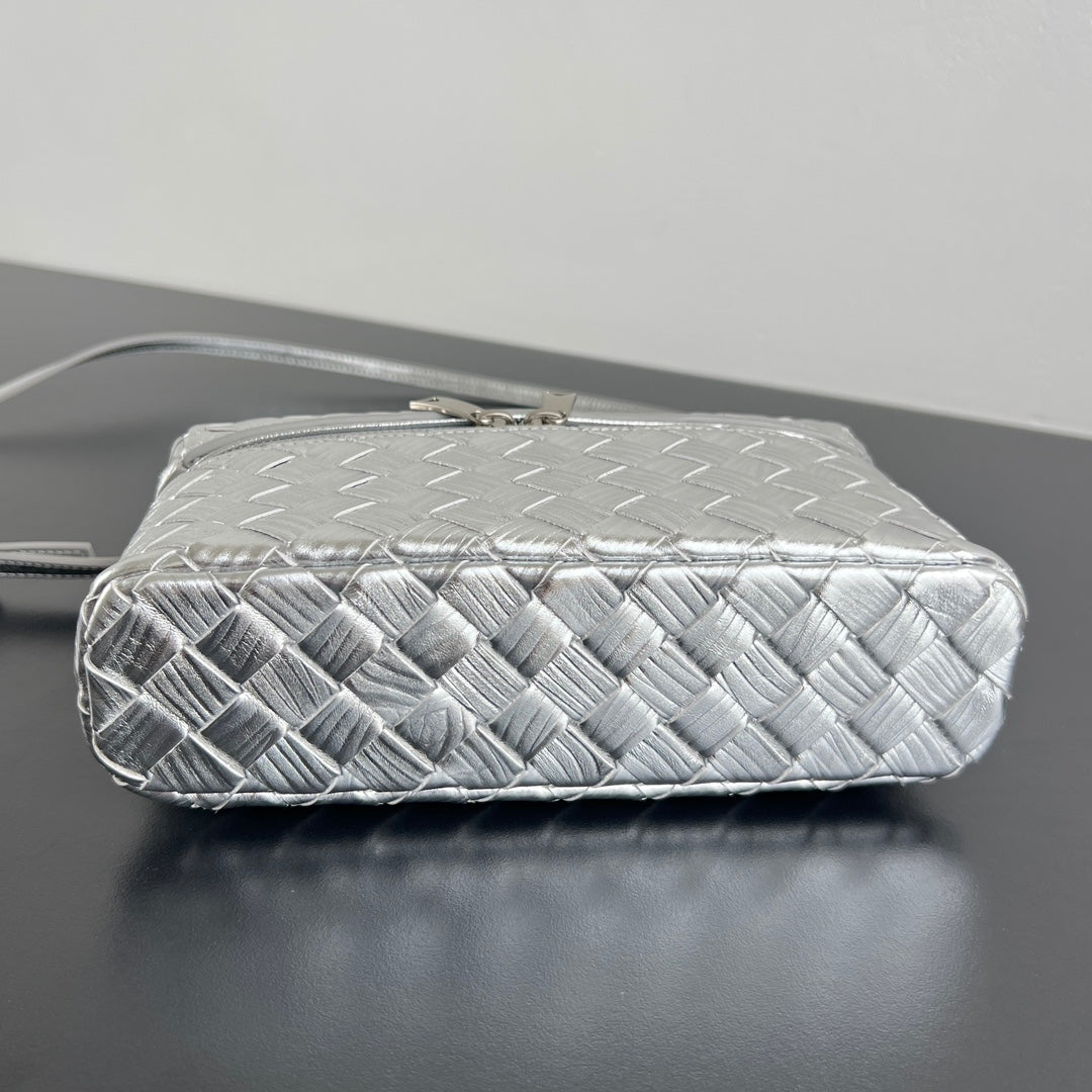 Bottega Veneta Vanity Case Shoulder Bag – Christmas Limited Edition